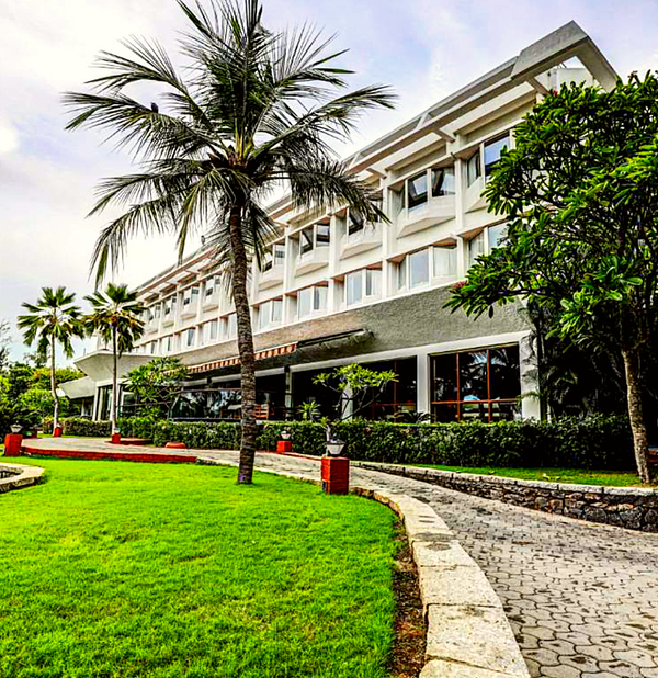 Taj Fisherman's Cove Resort & Spa